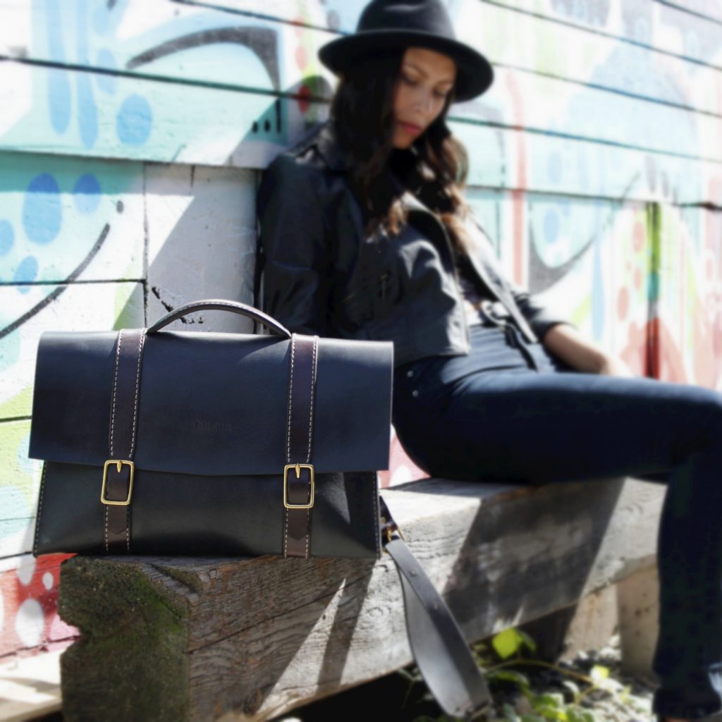 Vagabond Black Modelled Square