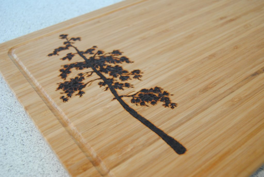 pinecuttingboard2