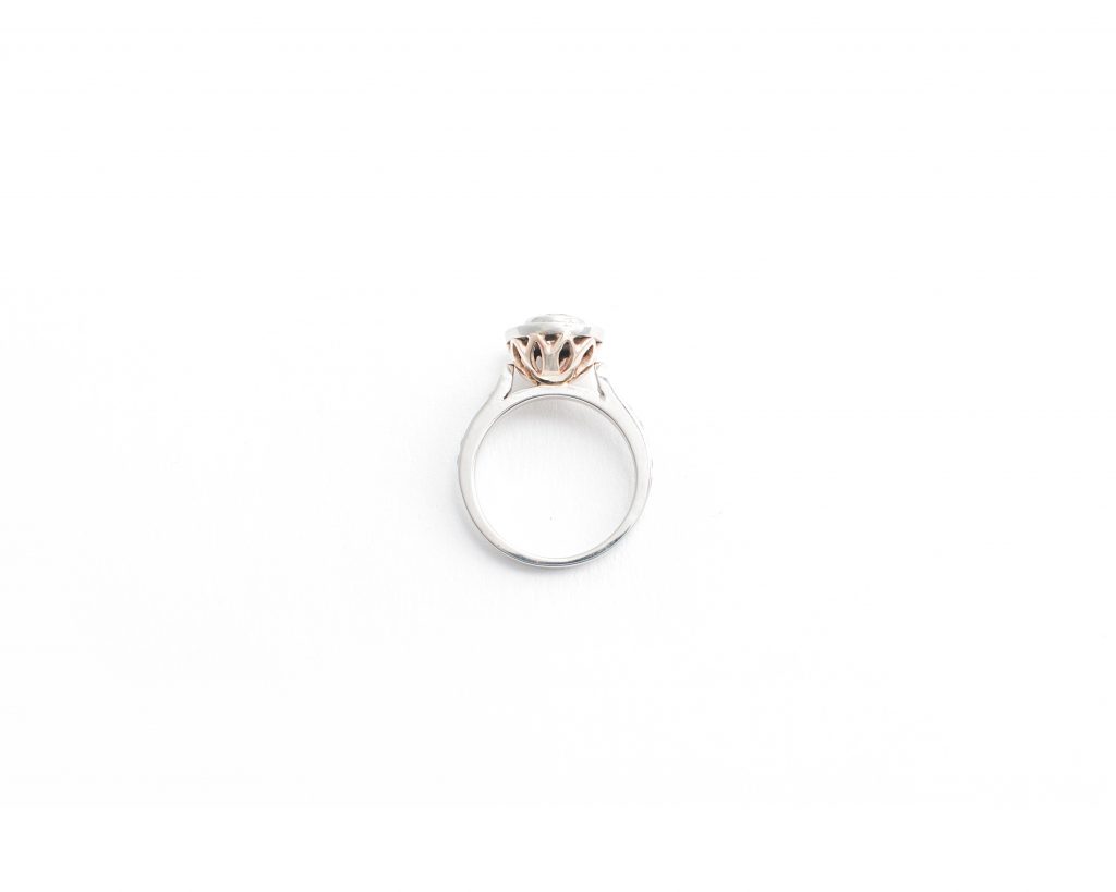Circular Diamond side