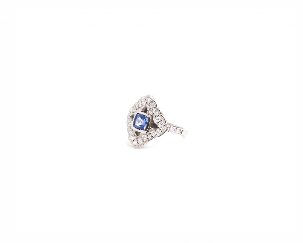 Diamond shape - side