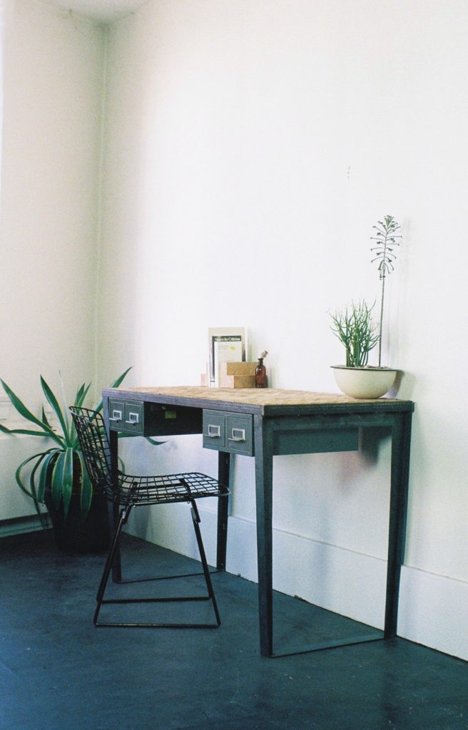 Filament-Work-Desk