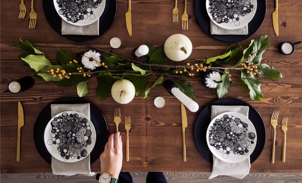 ReclaimedFirLamTable_PhotoCredit_BeckiPenham_BoldCreative_2017