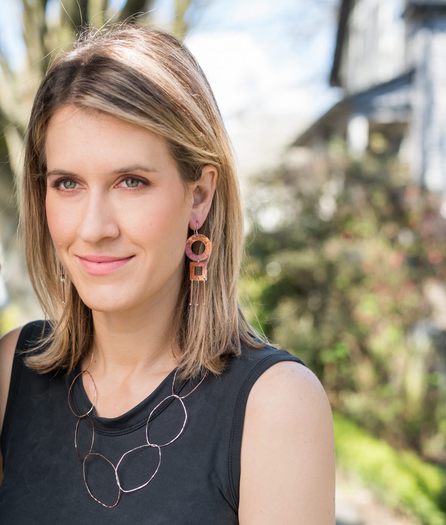 Short Linx Necklace & Dancer Earrings Smaller